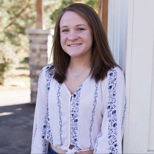 Meet your Posher, Lauren